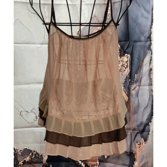 KIMCHI BLUE LIGHT PINK RUFFLE TOP SIZE L - Picture 3 of 4